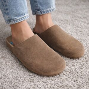 NEW CHOLI Suede Mule Clogs – Made in Spain – Size 7.5 Birkenstock
